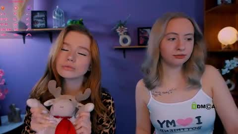 mila_glow online show from April 4, 2026, 6:16 pm