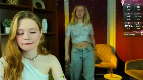 Snapshot of mila_glow chatting on May 23, 2026, 6:45 pm mila_glow online show from May 23, 2026, 6:45 pm