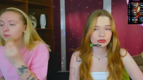 Snapshot of mila_glow chatting on June 1, 2026, 6:42 pm mila_glow online show from June 1, 2026, 6:42 pm