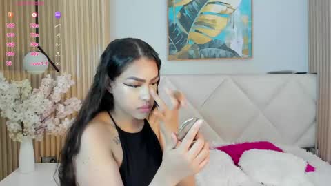 mila_hank online show from April 16, 2026, 12:06 pm