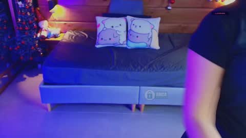 Milena  online show from December 17, 2025, 11:05 am