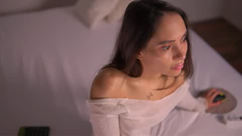 Snapshot of mila_may_ chatting on February 28, 2025, 6:10 am mila may  online show from February 28, 2025, 6:10 am