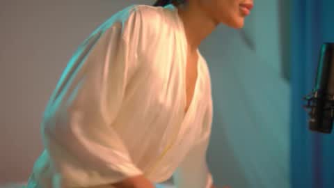 Snapshot of mila_may_ chatting on September 19, 2025, 10:21 pm mila may  online show from September 19, 2025, 10:21 pm