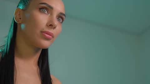 Snapshot of mila_may_ chatting on October 20, 2025, 10:54 pm mila may  online show from October 20, 2025, 10:54 pm