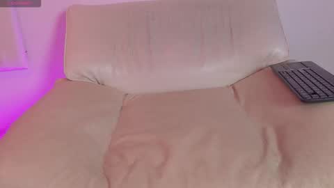 Mila  Max online show from October 26, 2025, 12:49 am