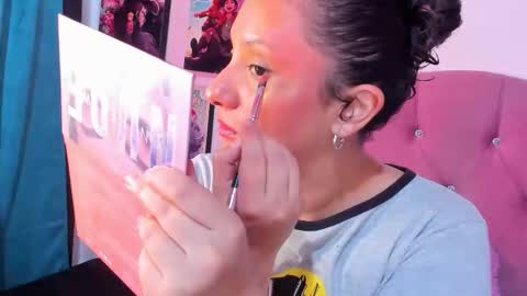 Snapshot of mila_nixon01 chatting on September 20, 2025, 5:25 pm MILA  online show from September 20, 2025, 5:25 pm