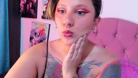 Snapshot of mila_nixon01 chatting on October 20, 2025, 11:21 am MILA  online show from October 20, 2025, 11:21 am