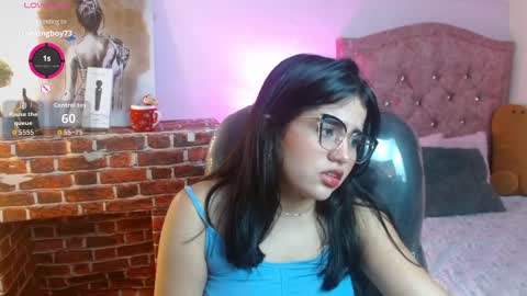 mila_quin online show from April 7, 2026, 8:20 pm
