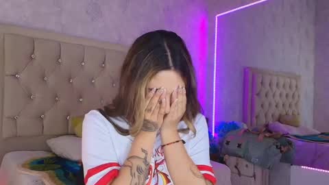 Snapshot of mila_smirnovavk chatting on April 21, 2026, 3:46 am MILA online show from April 21, 2026, 3:46 am