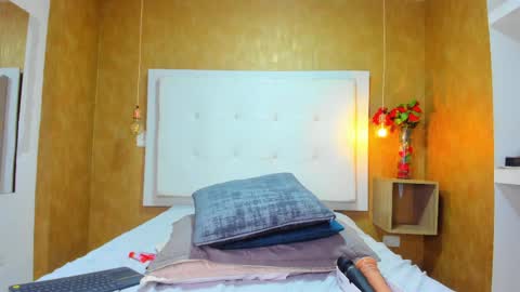          online show from March 30, 2026, 8:54 pm