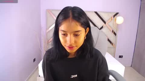 Snapshot of milaa_star chatting on February 15, 2026, 3:25 am milaa_star online show from February 15, 2026, 3:25 am