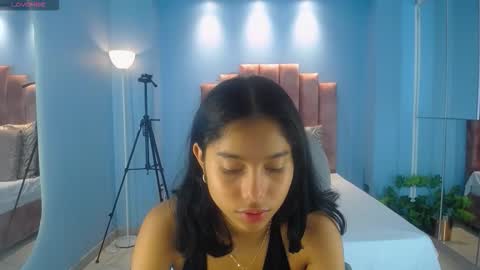 Snapshot of milaa_star chatting on February 18, 2026, 3:24 am milaa_star online show from February 18, 2026, 3:24 am