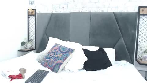 mila online show from February 9, 2025, 2:40 pm