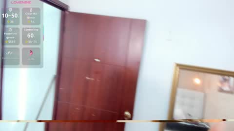 miladiosa online show from September 18, 2025, 11:56 am