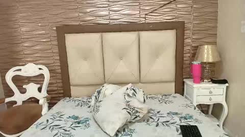 miladiosa online show from May 13, 2026, 11:29 am