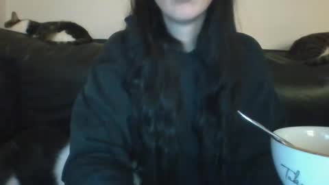 MilaGabor online show from January 9, 2026, 9:05 pm