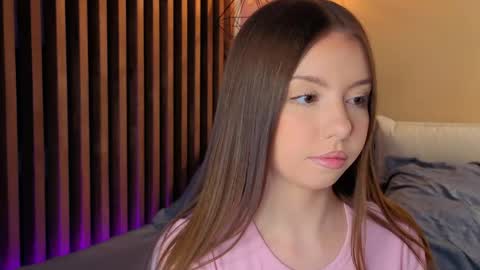 Snapshot of milaice chatting on April 21, 2026, 3:07 pm Mila online show from April 21, 2026, 3:07 pm