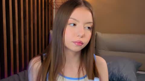 Snapshot of milaice chatting on May 8, 2026, 3:06 pm Mila online show from May 8, 2026, 3:06 pm