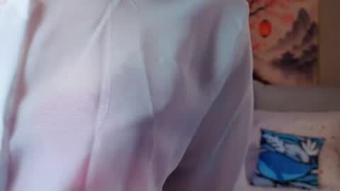 Snapshot of milaice chatting on May 30, 2026, 3:31 pm Mila online show from May 30, 2026, 3:31 pm