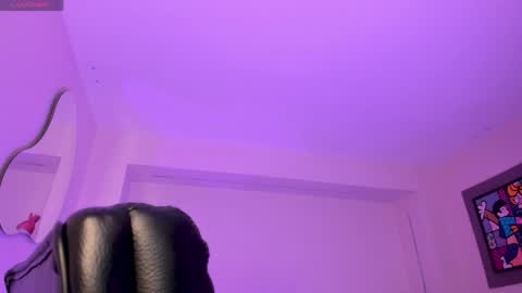 Snapshot of milalawrence_ chatting on April 23, 2026, 11:20 am Mila online show from April 23, 2026, 11:20 am