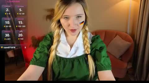 Milana online show from September 23, 2025, 10:02 pm