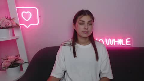 Snapshot of milanaangelas chatting on December 12, 2024, 6:14 am milanaangelas online show from December 12, 2024, 6:14 am