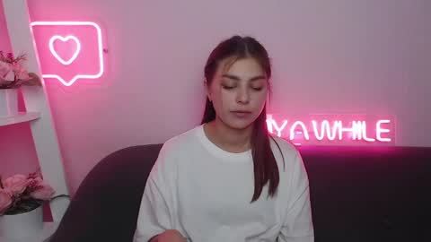 Snapshot of milanaangelas chatting on December 12, 2024, 10:13 am milanaangelas online show from December 12, 2024, 10:13 am