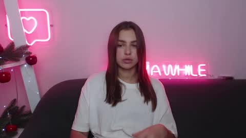 Snapshot of milanaangelas chatting on December 17, 2024, 6:02 am milanaangelas online show from December 17, 2024, 6:02 am