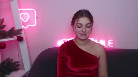 Snapshot of milanaangelas chatting on December 31, 2024, 10:15 am milanaangelas online show from December 31, 2024, 10:15 am