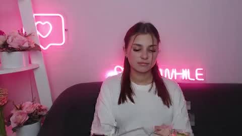 Snapshot of milanaangelas chatting on January 10, 2025, 6:09 am milanaangelas online show from January 10, 2025, 6:09 am