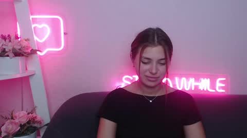 Snapshot of milanaangelas chatting on January 26, 2025, 8:57 am milanaangelas online show from January 26, 2025, 8:57 am