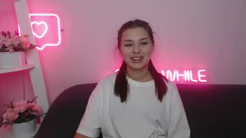 Snapshot of milanaangelas chatting on January 28, 2025, 5:43 am milanaangelas online show from January 28, 2025, 5:43 am
