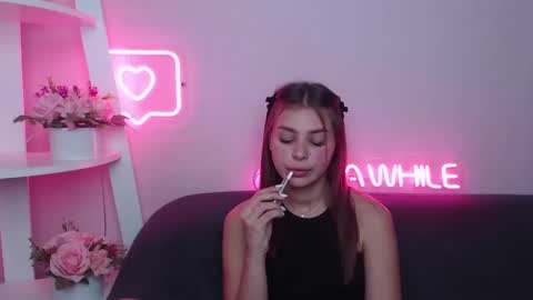 Snapshot of milanaangelas chatting on February 21, 2025, 6:04 pm milanaangelas online show from February 21, 2025, 6:04 pm