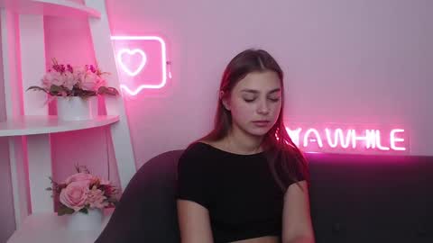 Snapshot of milanaangelas chatting on February 23, 2025, 11:55 am milanaangelas online show from February 23, 2025, 11:55 am