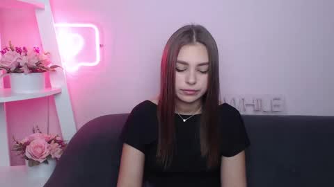 Snapshot of milanaangelas chatting on March 2, 2025, 5:33 am milanaangelas online show from March 2, 2025, 5:33 am