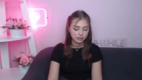 Snapshot of milanaangelas chatting on March 3, 2025, 5:42 am milanaangelas online show from March 3, 2025, 5:42 am