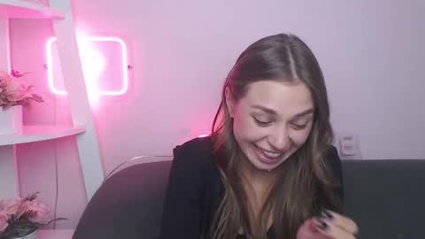 Snapshot of milanaangelas chatting on September 15, 2025, 12:49 pm milanaangelas online show from September 15, 2025, 12:49 pm
