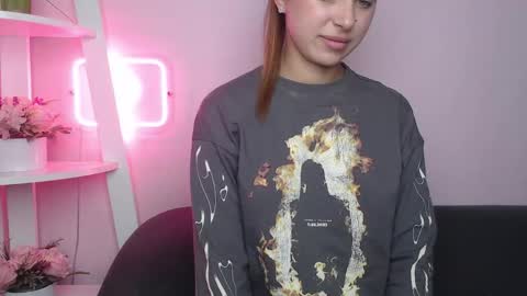 Snapshot of milanaangelas chatting on September 29, 2025, 8:13 pm milanaangelas online show from September 29, 2025, 8:13 pm
