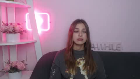 milanaangelas online show from October 26, 2025, 5:46 am