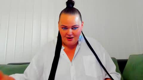 Snapshot of milanabiegert chatting on March 16, 2026, 4:00 pm Lana online show from March 16, 2026, 4:00 pm