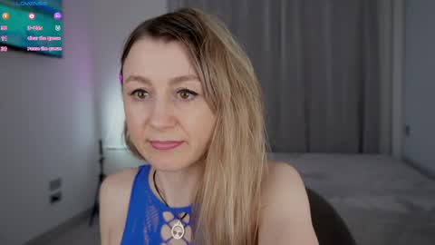 Milana online show from May 10, 2026, 4:56 pm
