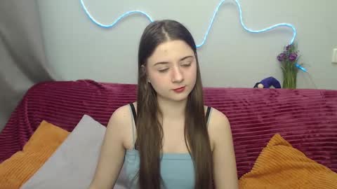 Snapshot of milanaroz chatting on February 8, 2026, 6:17 am milanaroz online show from February 8, 2026, 6:17 am