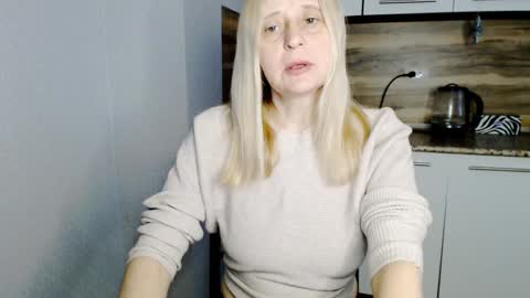 Snapshot of milanav chatting on January 17, 2025, 7:41 am Milena online show from January 17, 2025, 7:41 am