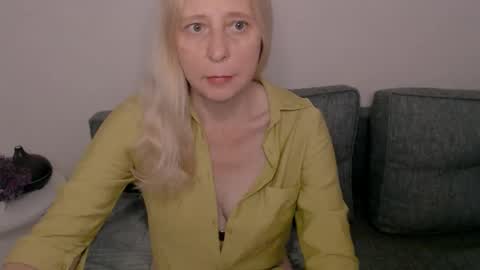 Snapshot of milanav chatting on September 10, 2025, 7:08 am Milena online show from September 10, 2025, 7:08 am