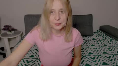 Snapshot of milanav chatting on November 21, 2025, 3:11 pm Milena online show from November 21, 2025, 3:11 pm