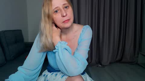 Snapshot of milanav chatting on February 8, 2026, 6:17 am Milena online show from February 8, 2026, 6:17 am