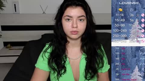 Mila online show from December 12, 2024, 5:04 pm