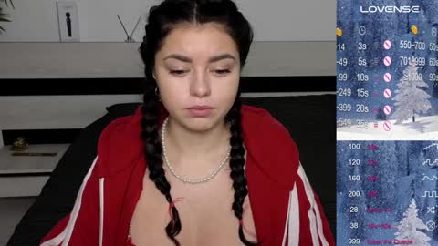 Mila online show from December 13, 2024, 9:57 am