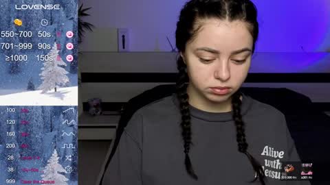 Mila online show from January 24, 2025, 12:10 pm