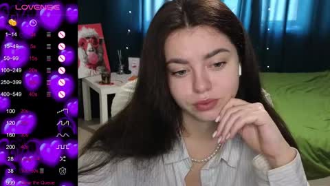 Mila online show from February 22, 2025, 11:02 am